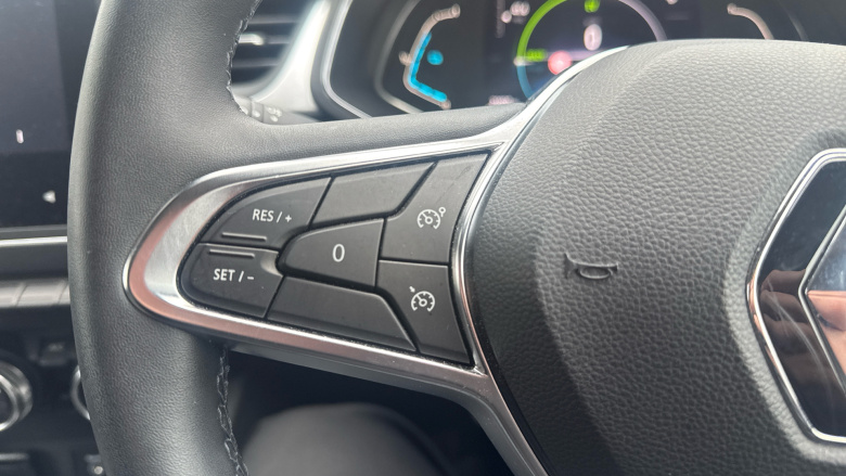 Renault Captur 1.6 E-TECH Hybrid 145 Iconic Edition 5dr Auto Hybrid Hatchback